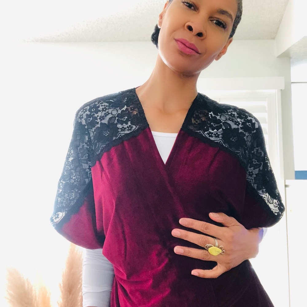 Velvet Rope Kimono - Picture 5 of 9